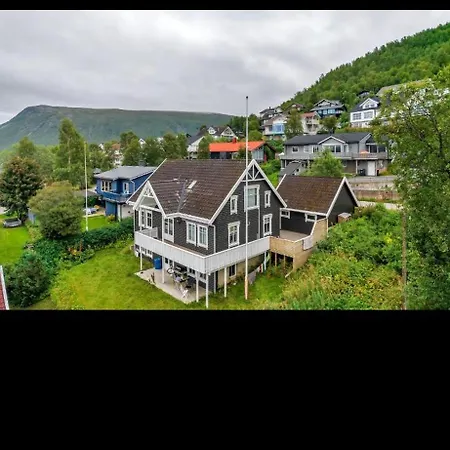 Sokkelleilighet Naert Fjellheisen *